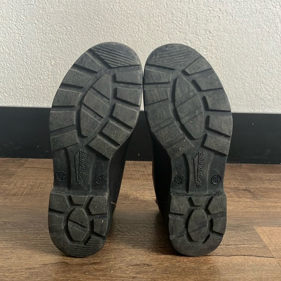 Brown Leather Chelsea Boots - Picture 7 of 8